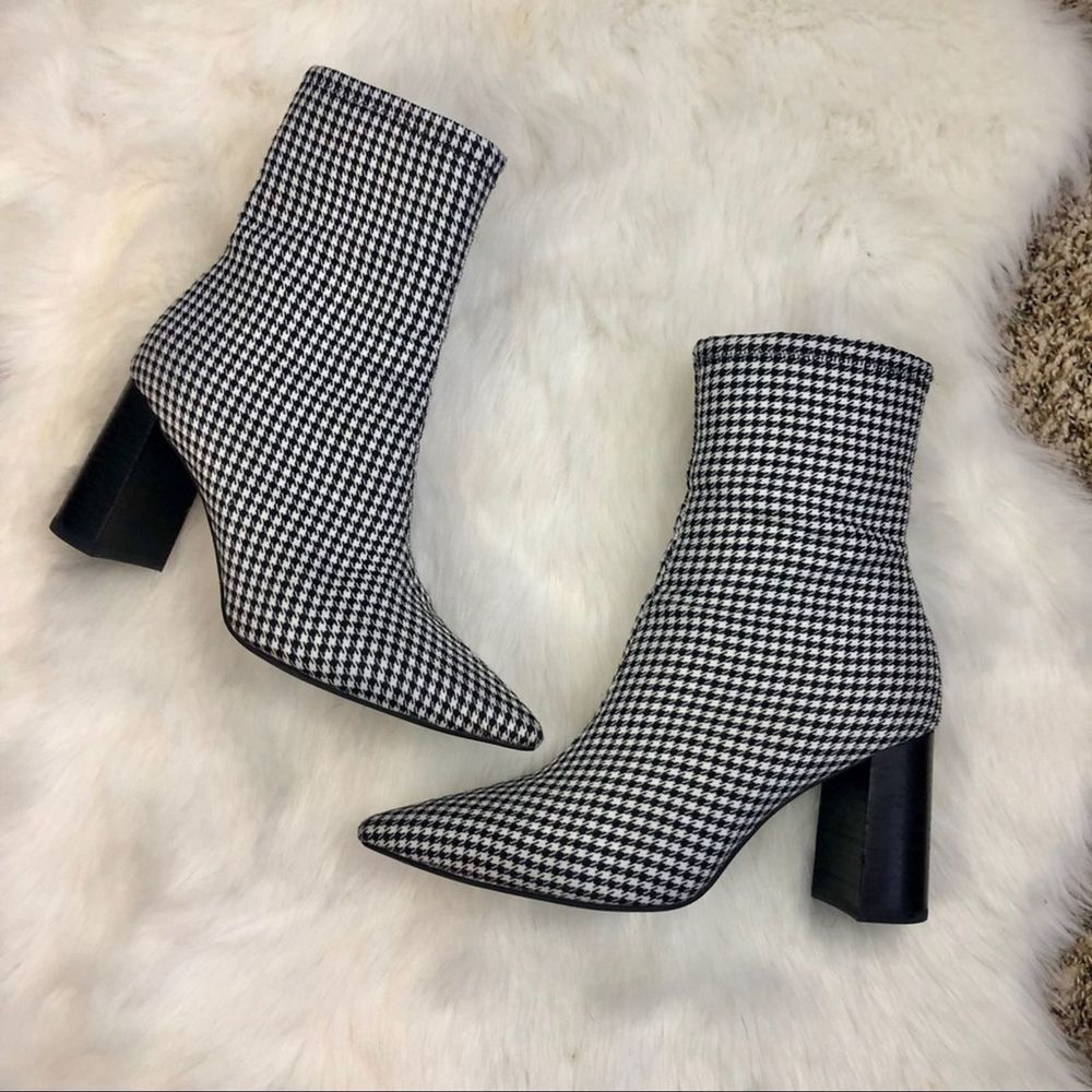 Jeffrey Campbell Houndstooth Print Siren Booties